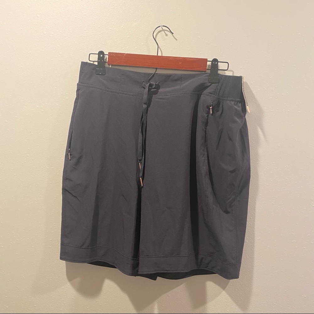 Calia woven Bermuda shorts new with tags